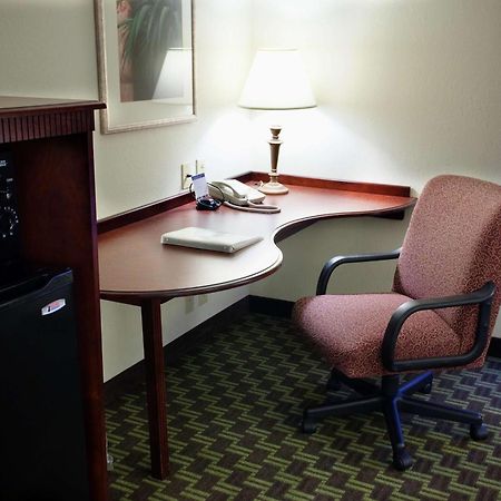 Hampton Inn Carrollton Bagian luar foto