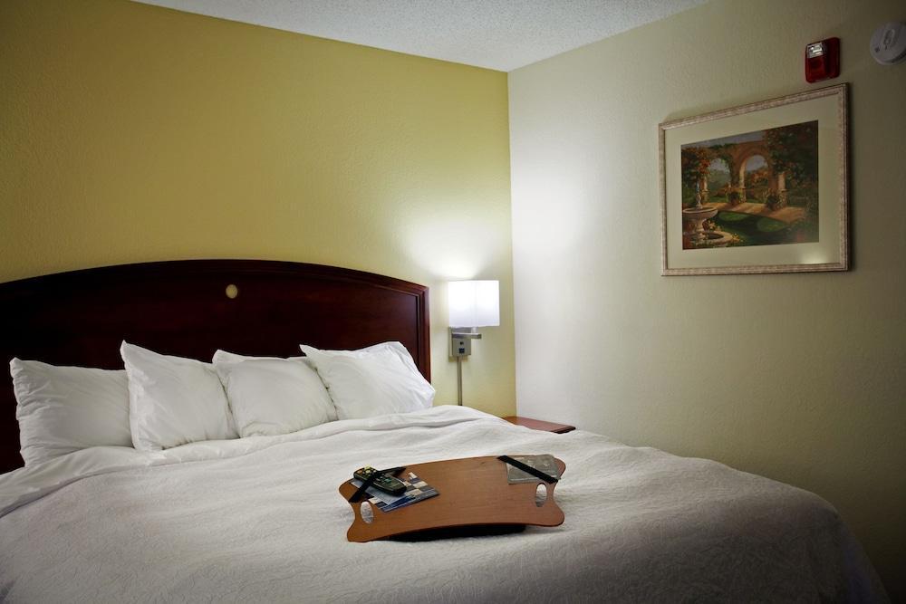 Hampton Inn Carrollton Bagian luar foto