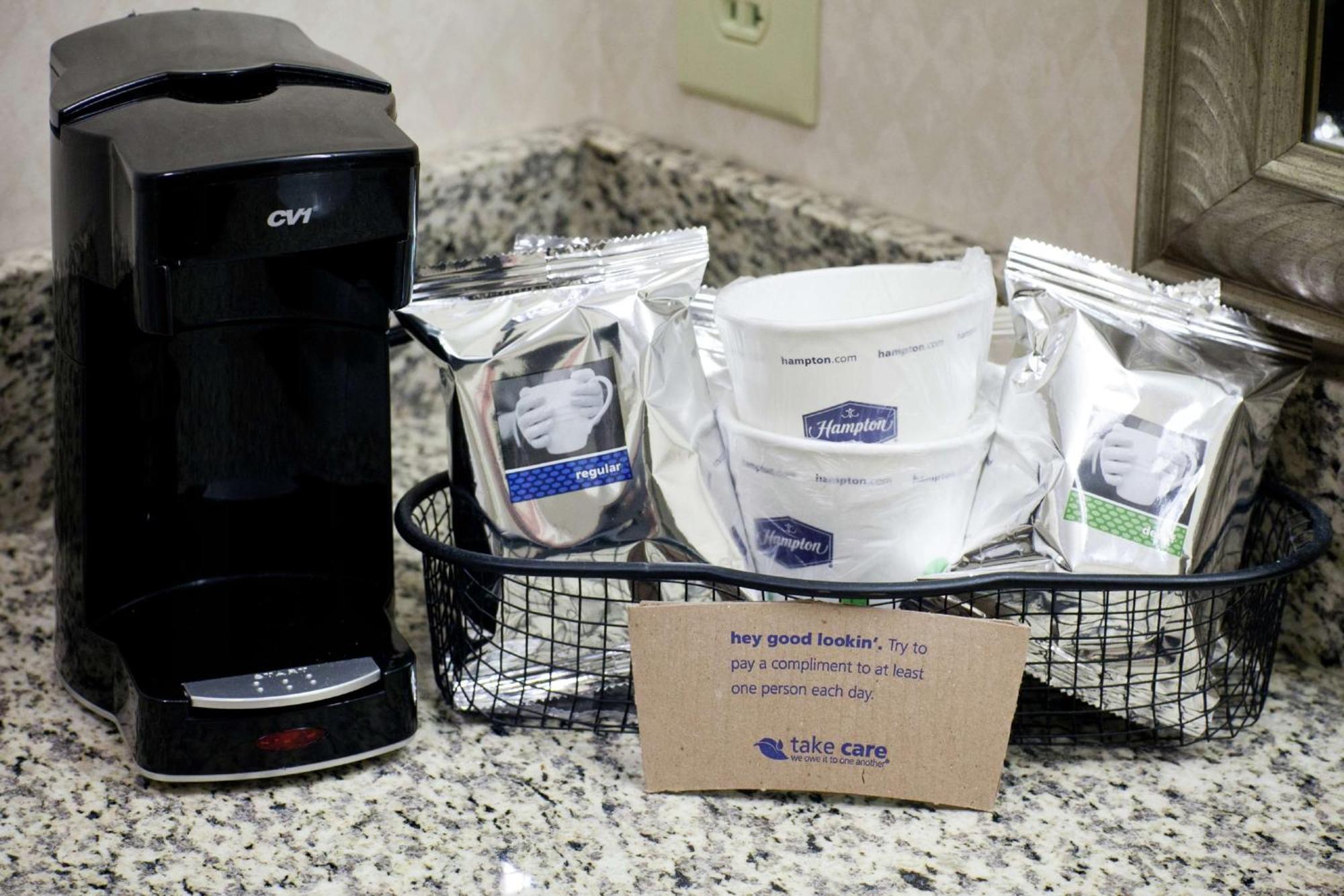 Hampton Inn Carrollton Bagian luar foto