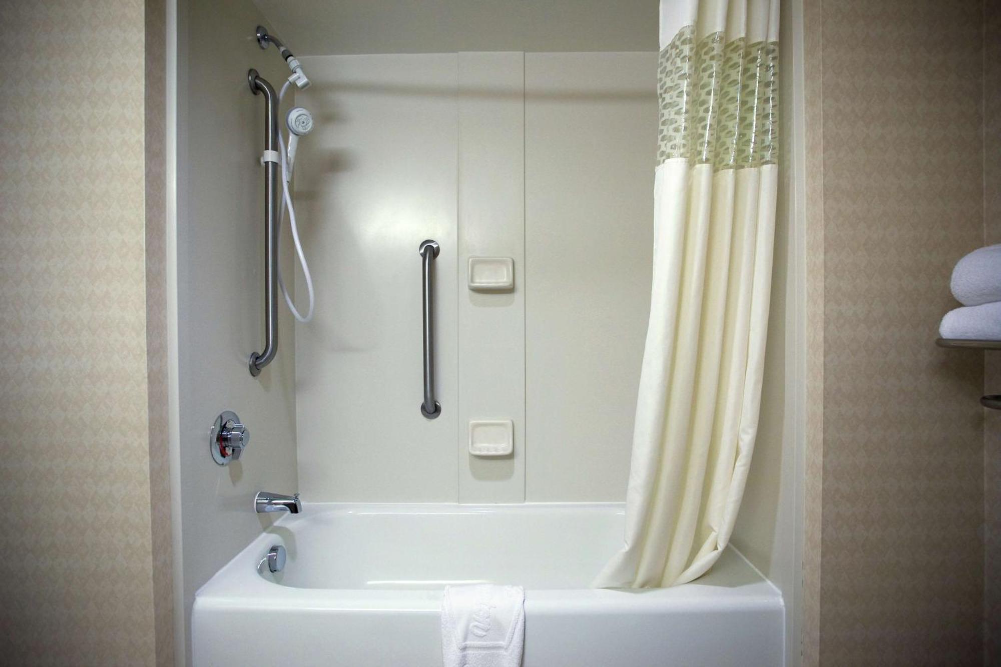 Hampton Inn Carrollton Bagian luar foto