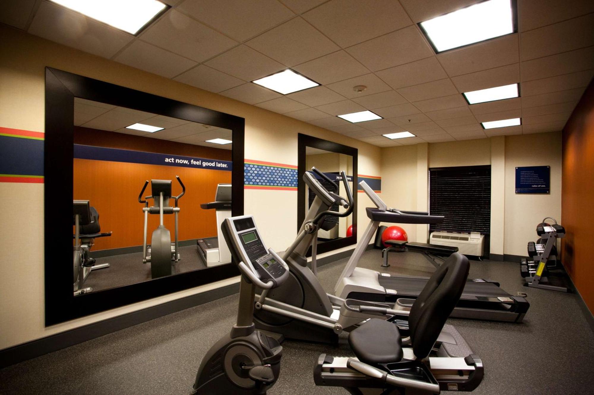 Hampton Inn Carrollton Bagian luar foto