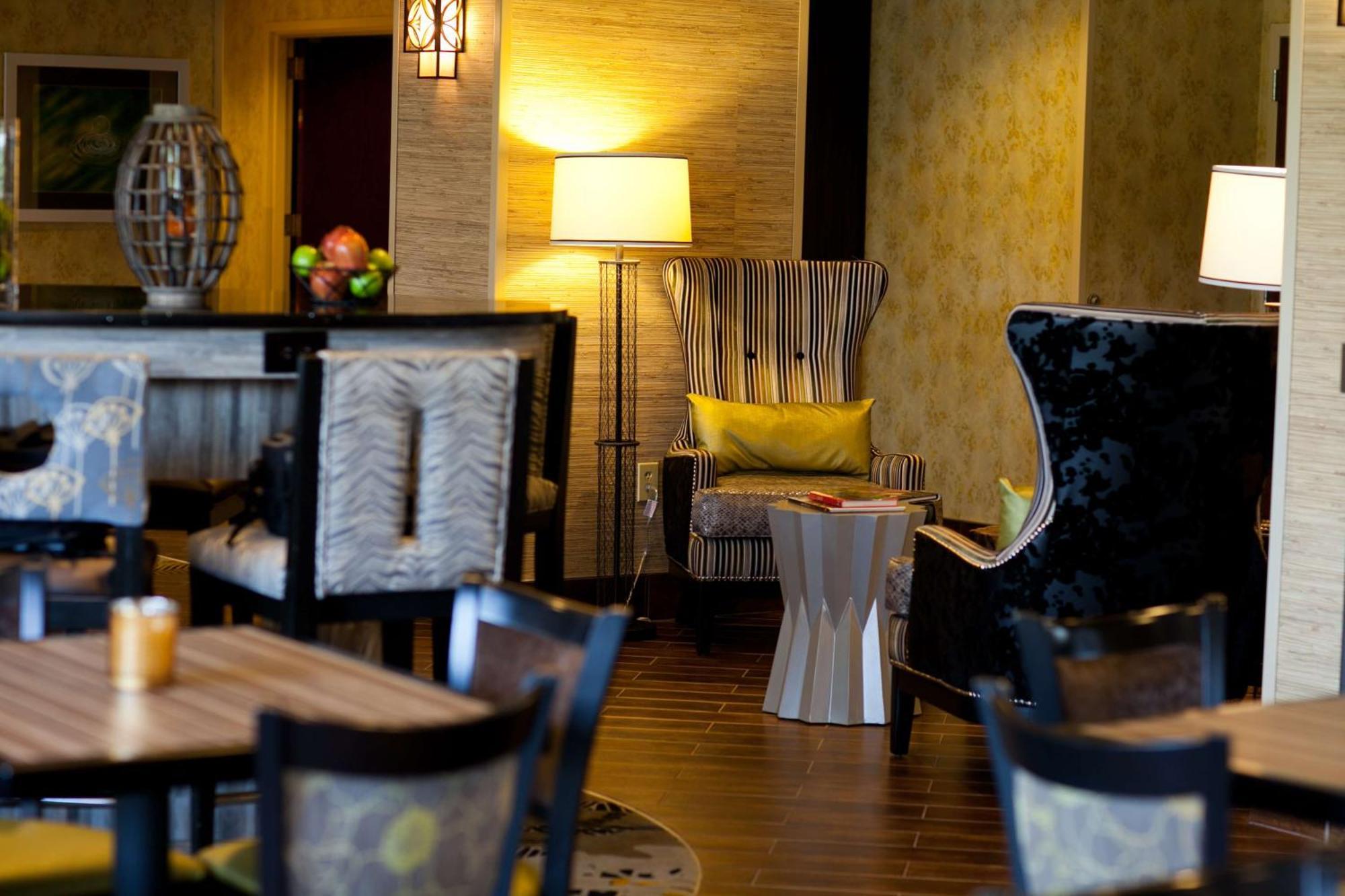 Hampton Inn Carrollton Bagian luar foto