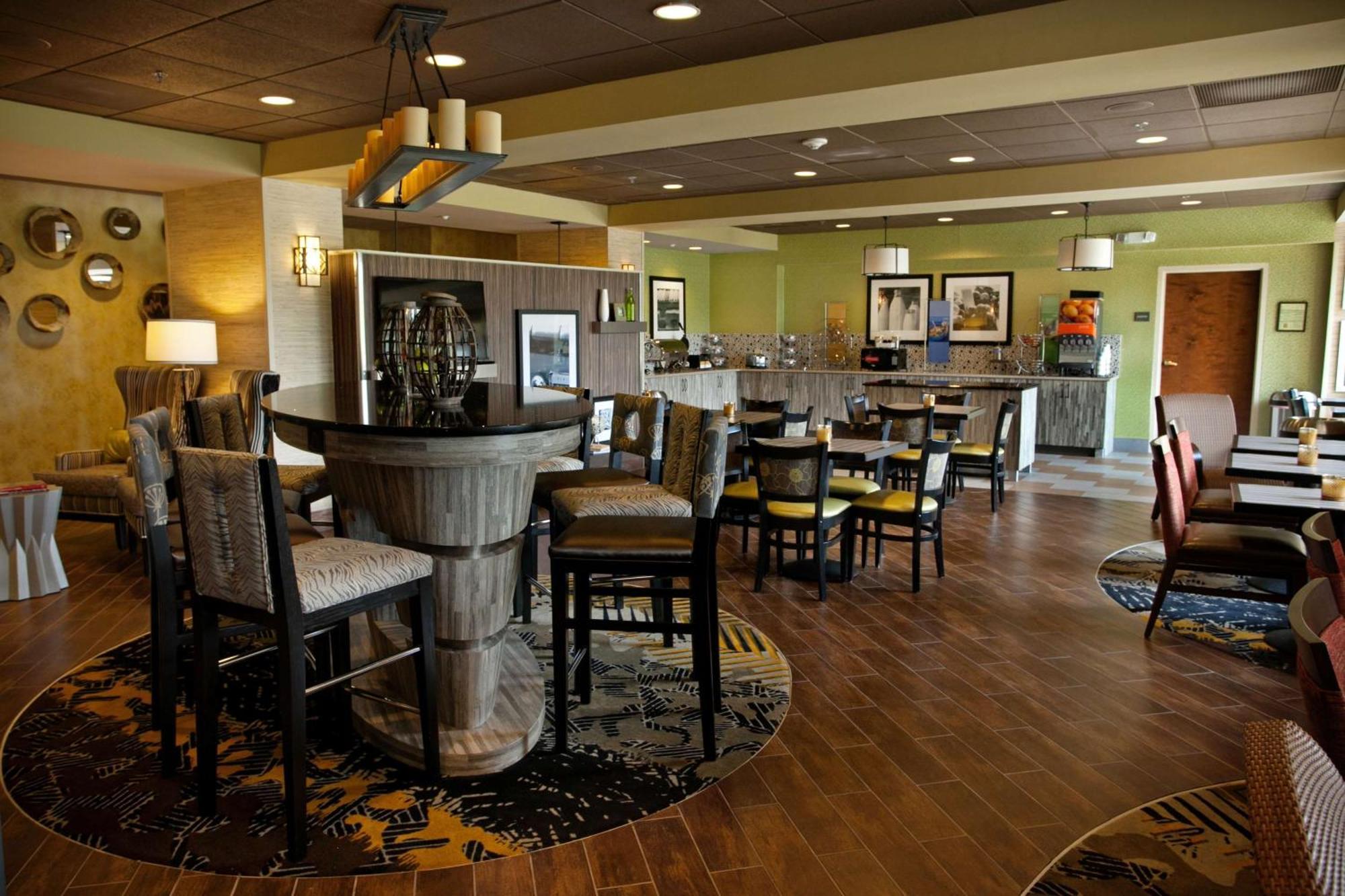 Hampton Inn Carrollton Bagian luar foto